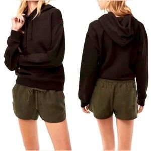 #1 Aritzia Community Habitus shorts, Linen‎ blend,Olive color,S